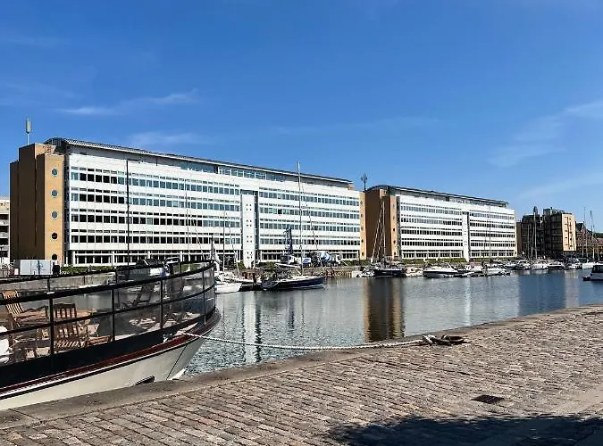 Centre Modern - Osterbro Lejlighed *